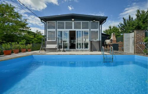 Gorgeous Home In Koprivnica With Sauna