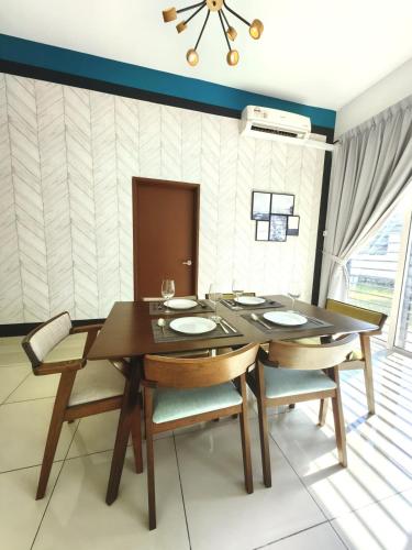 The Luxe Arcadia 9pax 4BR Desaru in ตันจุง บาเลา The Luxe Arcadia 9pax 4BR Desaru in ตันจุง บาเลา