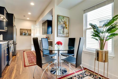 Walk to Parks Dog-Friendly Gem in Indianapolis! near พิพิธภัณฑ์เด็กอินเดียน่าโพลิส Walk to Parks Dog-Friendly Gem in Indianapolis! near พิพิธภัณฑ์เด็กอินเดียน่าโพลิส