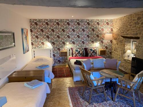 Chambre d'Hotes les 3 Cochons d'Olt in Arcambal Chambre d'Hotes les 3 Cochons d'Olt in Arcambal