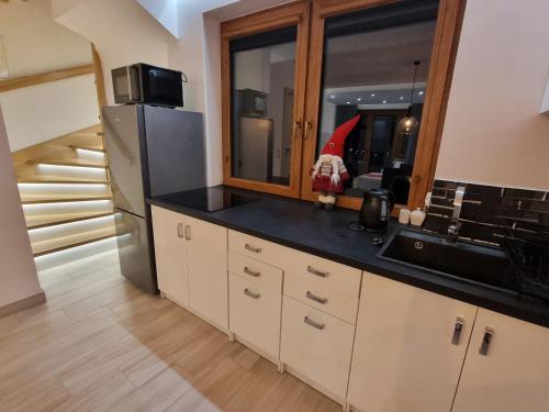 DOMEK Z POMOSTEM nad Jeziorem Czorsztyńskim (DOMEK Z POMOSTEM nad Jeziorem Czorsztynskim) in Frydman DOMEK Z POMOSTEM nad Jeziorem Czorsztyńskim (DOMEK Z POMOSTEM nad Jeziorem Czorsztynskim) in Frydman