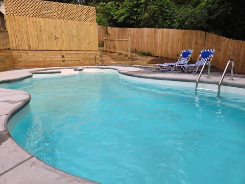Silver Springs in Collier Heights Silver Springs in Collier Heights
