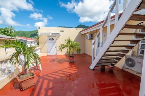 Colebay apartment walking distance to Marinas in Cay Bay Colebay apartment walking distance to Marinas in Cay Bay