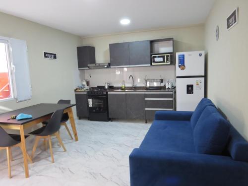 HABITACIONES y DEPARTAMENTO TERMINAL in Пуерто Мадрин HABITACIONES y DEPARTAMENTO TERMINAL in Пуерто Мадрин