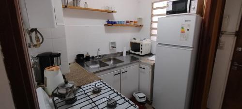 Kitchen, Departamento para 2 personas cercano al Rio in Rosario Kitchen, Departamento para 2 personas cercano al Rio in Rosario