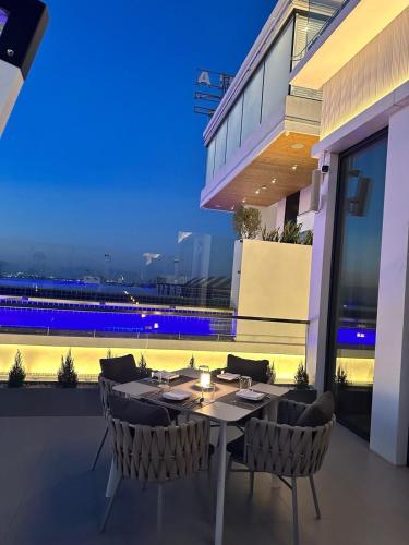 Restaurant, One Riviera Hotel and Residences near Thabo Crown Prince Hospital Restaurant, One Riviera Hotel and Residences near Thabo Crown Prince Hospital