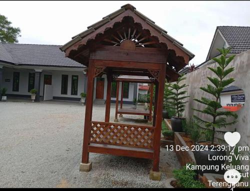 Suria guesthouse in Kampung Raja (Terengganu) Suria guesthouse in Kampung Raja (Terengganu)