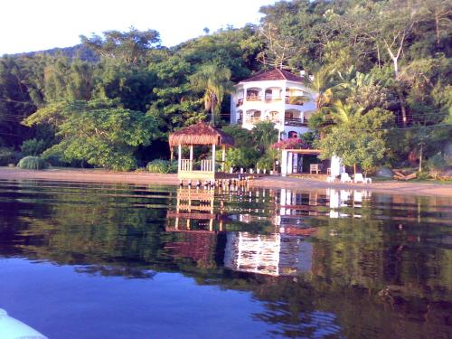 Hotel Beach House