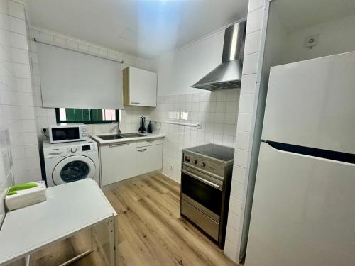 ห้องครัว, AZORES PEDRA APARTMENTS - T0 e T1 in เซาร็อก ห้องครัว, AZORES PEDRA APARTMENTS - T0 e T1 in เซาร็อก