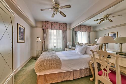 Hotel San Carlos - Adults Only in Phoenix (AZ) Hotel San Carlos - Adults Only in Phoenix (AZ)