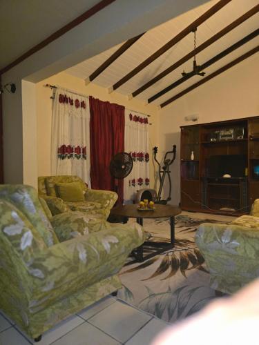 Sister Chris' vacation home in Ciceron Sister Chris' vacation home in Ciceron