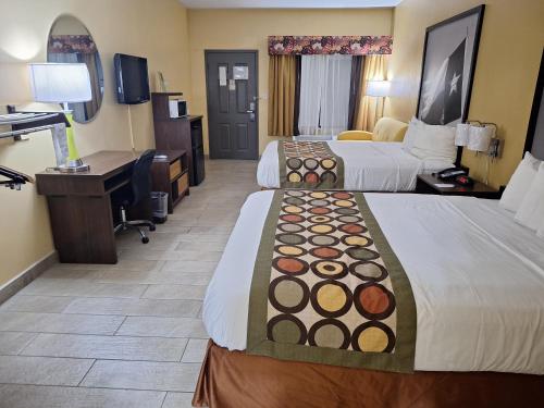 Super 8 By Wyndham Weslaco in Weslaco (Texas) Super 8 By Wyndham Weslaco in Weslaco (Texas)