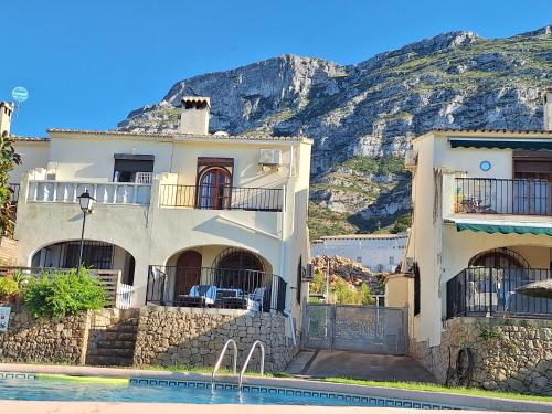 Surrounding environment, La Karina in Altomira Surrounding environment, La Karina in Altomira