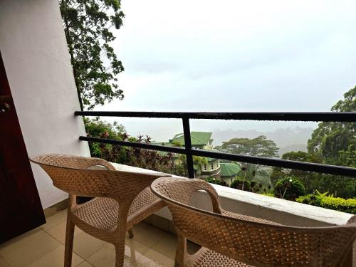 Balkon/Terrasse, Blackwood hotel and bungalow in Haputale Balkon/Terrasse, Blackwood hotel and bungalow in Haputale