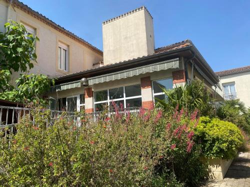 Cap sur l'Amérique latine (Cap sur l'Amerique latine) in Madiran Cap sur l'Amérique latine (Cap sur l'Amerique latine) in Madiran