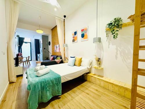 Relaxing BeachSide Cabanyal Loft