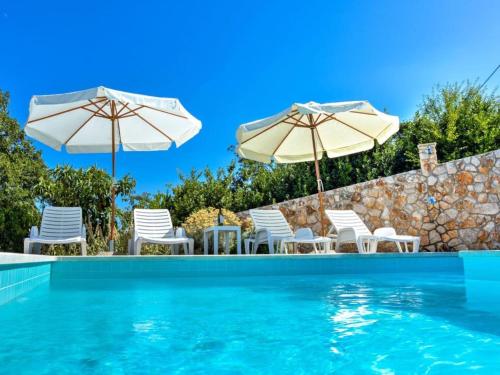 สระว่ายน้ำ, Wonderful Brsec Apartments with Sea View and Shared Pool - Comfort One Bedroom Apartment in บรเซซ สระว่ายน้ำ, Wonderful Brsec Apartments with Sea View and Shared Pool - Comfort One Bedroom Apartment in บรเซซ