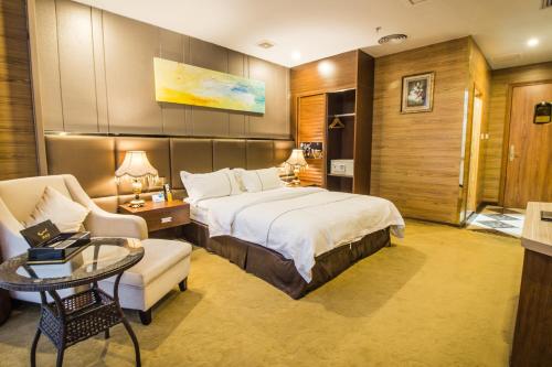 This photo about Water Bay Hotel shared on HyHotel.com