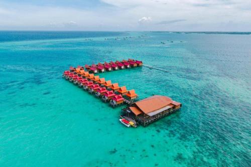 SAND BAY RESORT SEMPORNA near อุทยานทางทะเลตุนซาการัน SAND BAY RESORT SEMPORNA near อุทยานทางทะเลตุนซาการัน