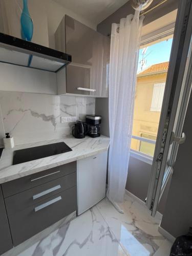 Trésor Étoile, luxe & lumière - Duplex 4 personnes (Tresor Etoile, luxe & lumiere - Duplex 4 personnes) in Pertuis Trésor Étoile, luxe & lumière - Duplex 4 personnes (Tresor Etoile, luxe & lumiere - Duplex 4 personnes) in Pertuis