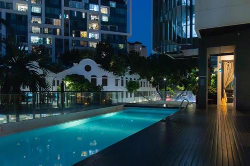 Swimming pool, Studio M Hotel in Clarke Quay Swimming pool, Studio M Hotel in Clarke Quay