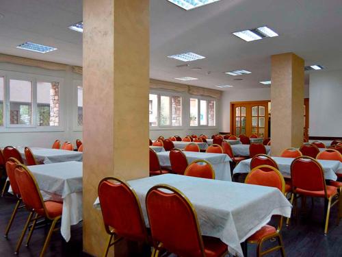 Restaurant, Hotel Pere D'Urg 3000 in Encamp Restaurant, Hotel Pere D'Urg 3000 in Encamp