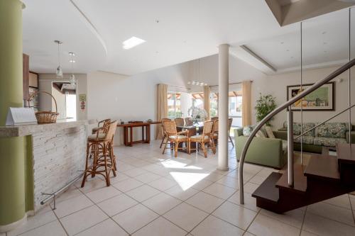 Casa Muito Top Com Piscina Aquecida e Muito Mais in 普拉亞德丹妮拉 Casa Muito Top Com Piscina Aquecida e Muito Mais in 普拉亞德丹妮拉