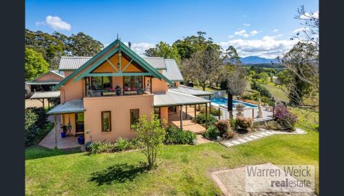 Bellingen at its best! Views, privacy & pool. in Fernmount Bellingen at its best! Views, privacy & pool. in Fernmount