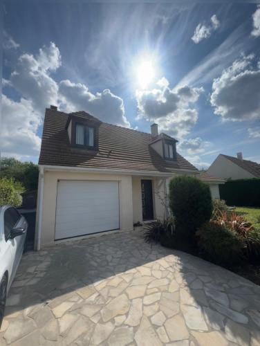 Villa Proche paris in Santeny Villa Proche paris in Santeny