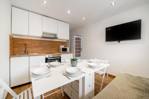 Létesítmények, Modern apartment, steps from tramway near Matisse Múzeum Létesítmények, Modern apartment, steps from tramway near Matisse Múzeum