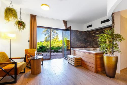 Golf & Spa Kunětická Hora (Golf & Spa Kuneticka Hora) in ดรีเตช Golf & Spa Kunětická Hora (Golf & Spa Kuneticka Hora) in ดรีเตช