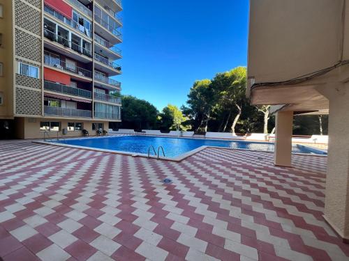 Elegante apartamento con piscina en el Saler