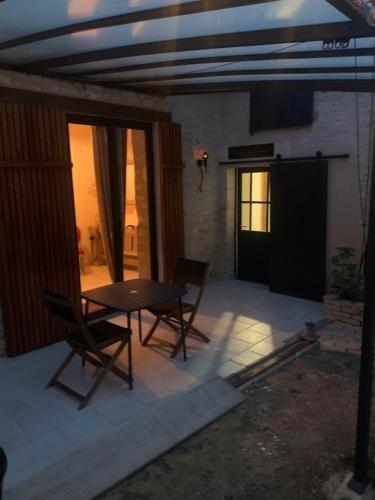 Maison du Bonheur in Vouille Maison du Bonheur in Vouille