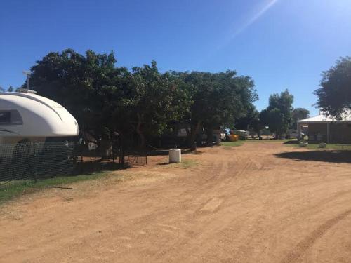 A szálláshely kívülről, Carnarvon Caravan Park in Carnarvon A szálláshely kívülről, Carnarvon Caravan Park in Carnarvon