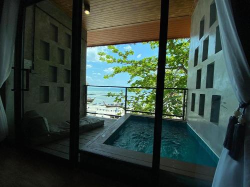 Koh Mook De Tara Beach Resort in Trang Koh Mook De Tara Beach Resort in Trang