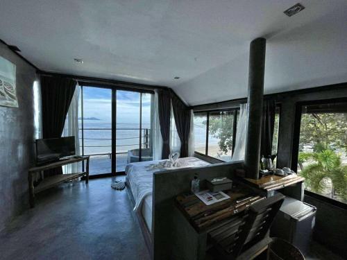Koh Mook De Tara Beach Resort in Trang Koh Mook De Tara Beach Resort in Trang