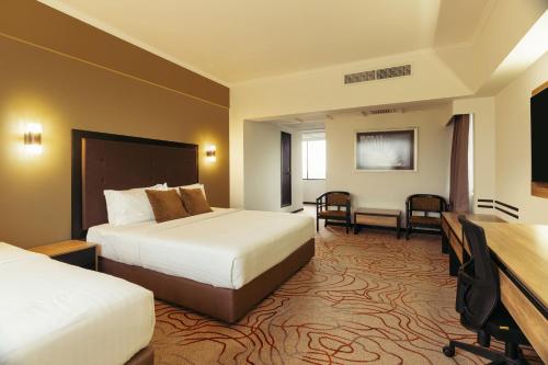 Impiana Hotel Ipoh near Ipoh Parade Shopping Centre Impiana Hotel Ipoh near Ipoh Parade Shopping Centre