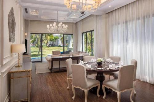 Vinpearl Discovery Rockside Nha Trang in Hon Tre Vinpearl Discovery Rockside Nha Trang in Hon Tre