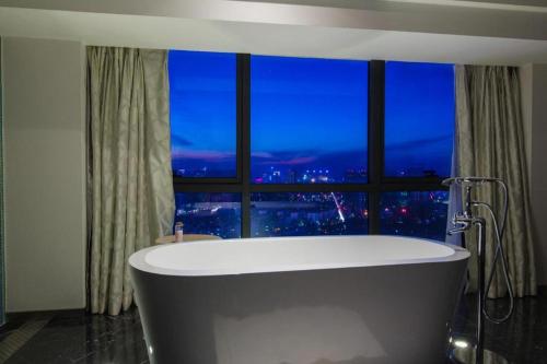 Orange Hotel Xi'an Gaoxin Road in Gaoxin Orange Hotel Xi'an Gaoxin Road in Gaoxin