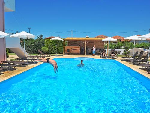 This photo about Ann George Resort shared on HyHotel.com