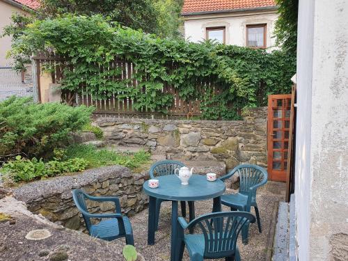 Chata pod Kalichem in Chudoslavice Chata pod Kalichem in Chudoslavice