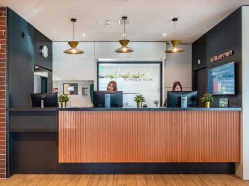 Lobby, B&B HOTEL Zurich Airport in Zürich Lobby, B&B HOTEL Zurich Airport in Zürich