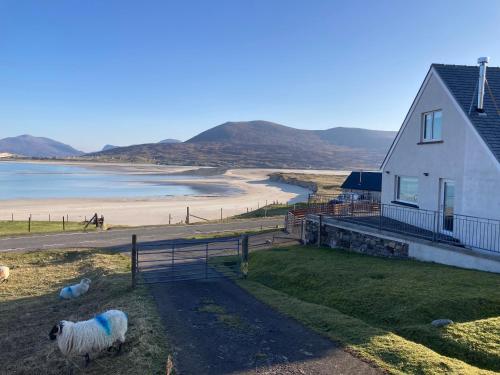 Strand, WRONG Tarasaigh House in Isle Of Harris Strand, WRONG Tarasaigh House in Isle Of Harris
