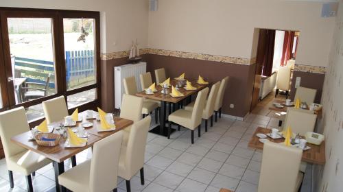 餐厅, Hotel Dorfkrug Busum in 比苏姆 餐厅, Hotel Dorfkrug Busum in 比苏姆