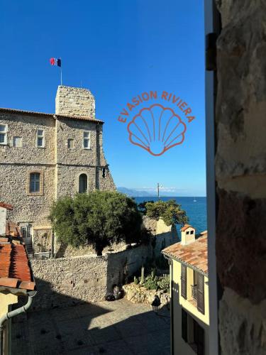 La Pablita, Vieil Antibes, Remparts