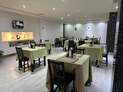 Restaurant, Ramada Santo Domingo Princess Hotel in Santo Domingo Restaurant, Ramada Santo Domingo Princess Hotel in Santo Domingo