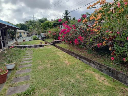 Vrt, Miss B Apts near Međunarodna zračna luka Argyle Vrt, Miss B Apts near Međunarodna zračna luka Argyle