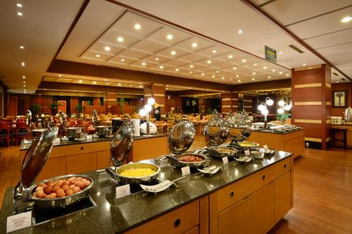Food and beverages, Jeju oriental Hotel & Casino in Jeju Food and beverages, Jeju oriental Hotel & Casino in Jeju