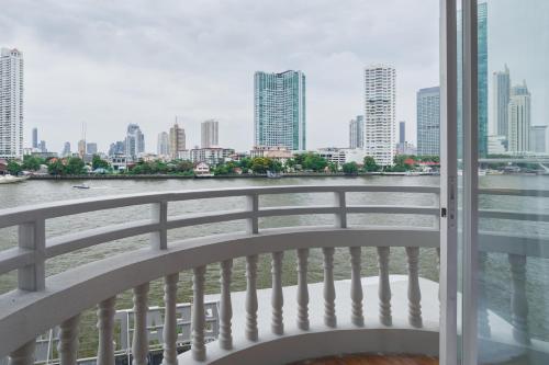 Rõdu/terrass, BEAT. Warii Hostel @ Chaophraya River in Bangkok Riverside Rõdu/terrass, BEAT. Warii Hostel @ Chaophraya River in Bangkok Riverside