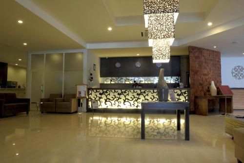 Vestíbul, Lombok Plaza Hotel in Lombok Vestíbul, Lombok Plaza Hotel in Lombok